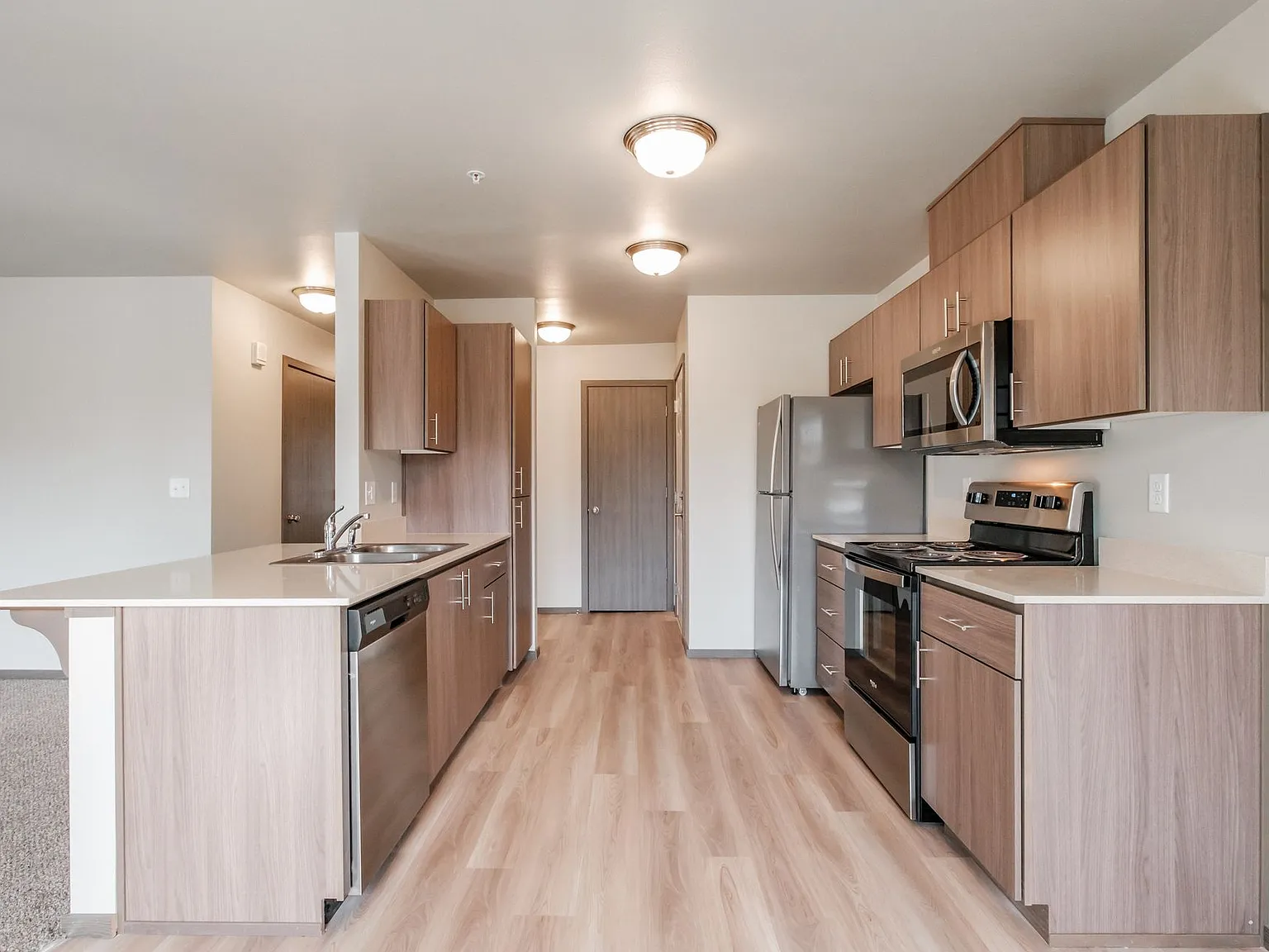Jefferson Terrace Apartments — Photo 2