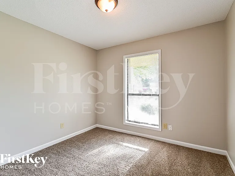 4399 Winterpark Dr — Photo 11