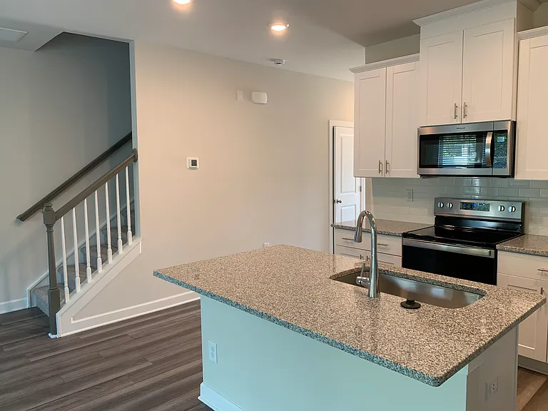 2316 Belterra Dr — Photo 5