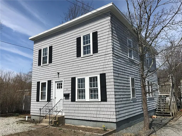 77 Narragansett Ave #2 — Photo 1