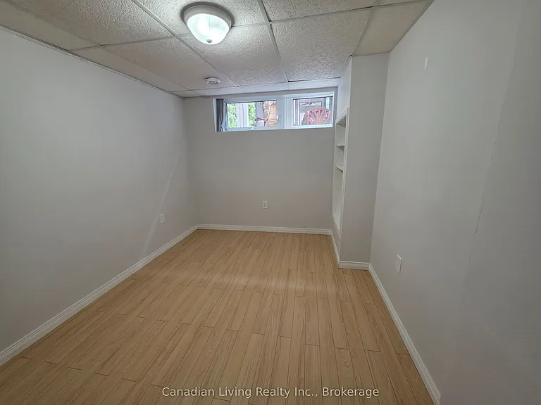 143 Avenue Rd #LOWER — Photo 14