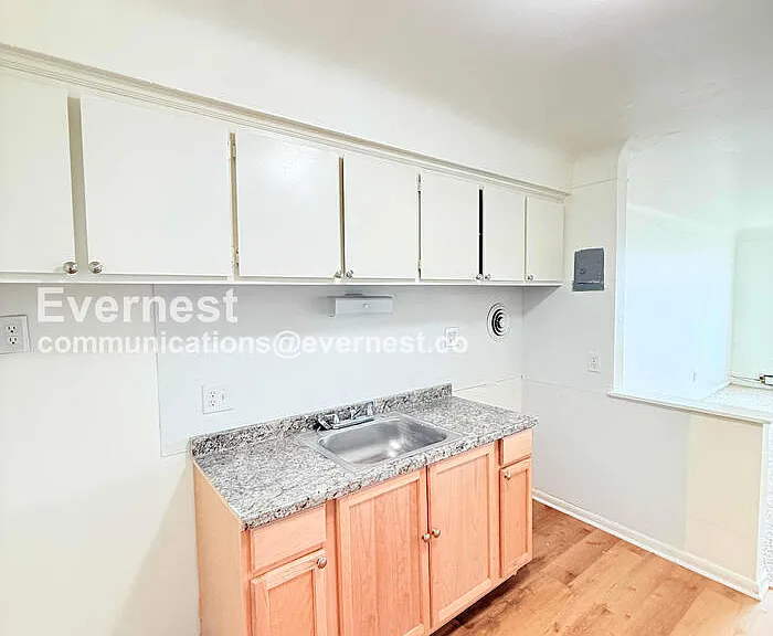 15601 Schoolcraft St #2 — Photo 3