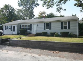16 Kinne St, West Warwick, RI 02893