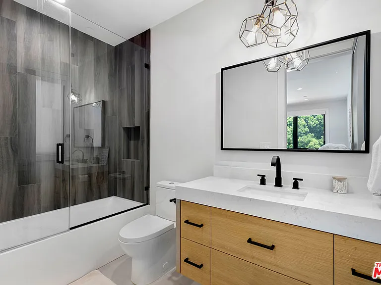 17361 W Amina Pl — Photo 21