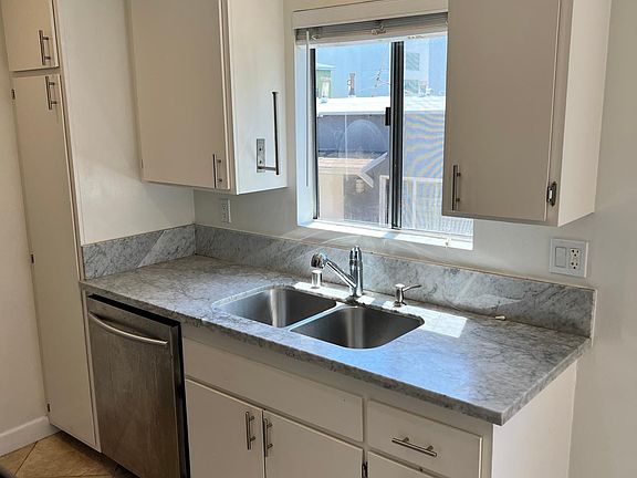 3rd image of 1417 14th St APT 2