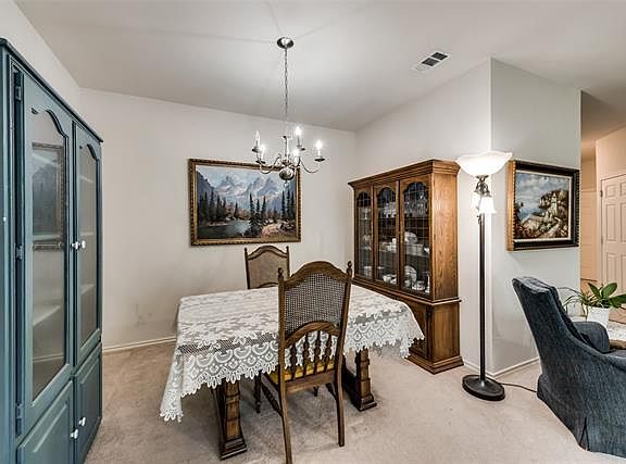 5th image of 2317 Del Mar Ct