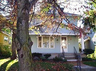 5th image of 426 Irving Ave