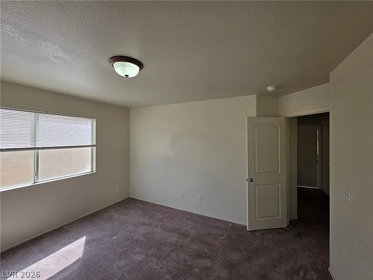 2506 Lady Elizabeth Ct — Photo 25