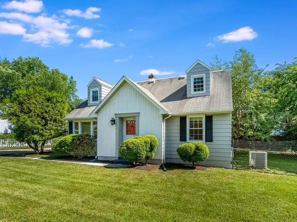 6481 1st St, Alexandria, VA 22312