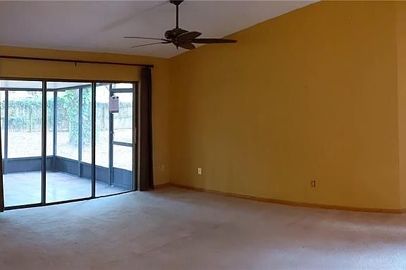 4th image of 118 E Goodheart Ave