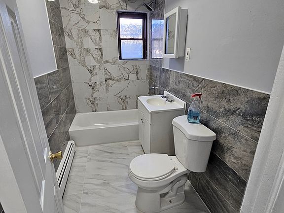 3rd image of 254 Sanford St #5