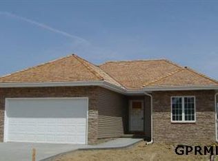 9965 S 172nd Cres, Omaha, NE 68136