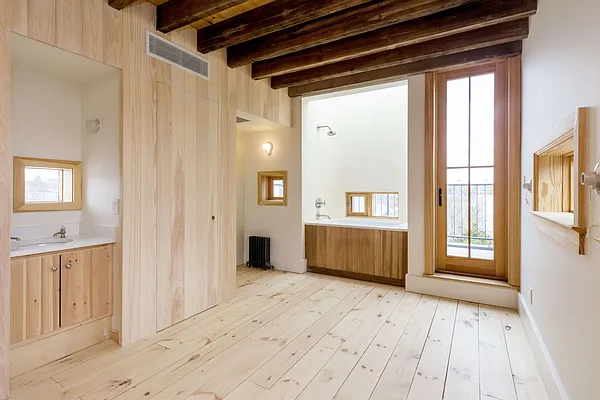 Sold by Compass | media 13