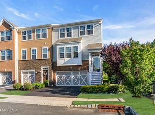 132 Halliard Dr, Eatontown, NJ 07724