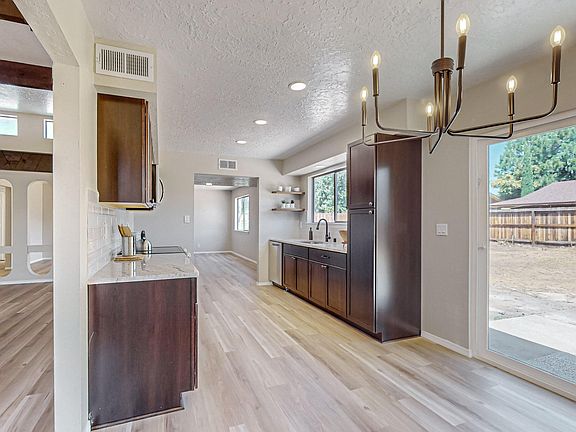 3rd image of 7209 Del Pasado NW