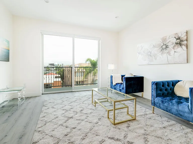 Regency Holt Apartments — Photo 20