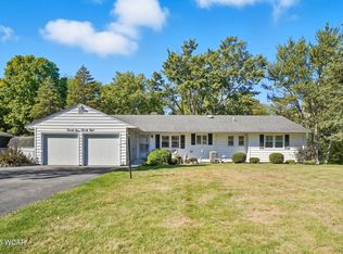 2328 Meadow Ln, Lima, OH 45806