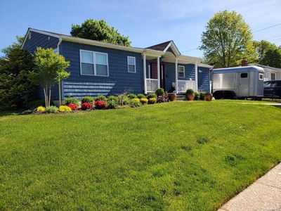 48 Charlotte Place, Plainview, NY, 11803