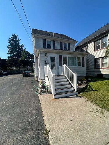 228 W Maple Ave E Photo 1