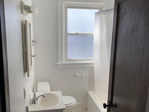 5th image of 3519 Madison Park Ave #2