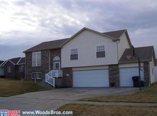 8130 S 33rd St, Lincoln, NE 68516