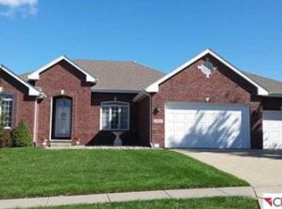 13711 Glengarry Cir, Bellevue, NE 68123
