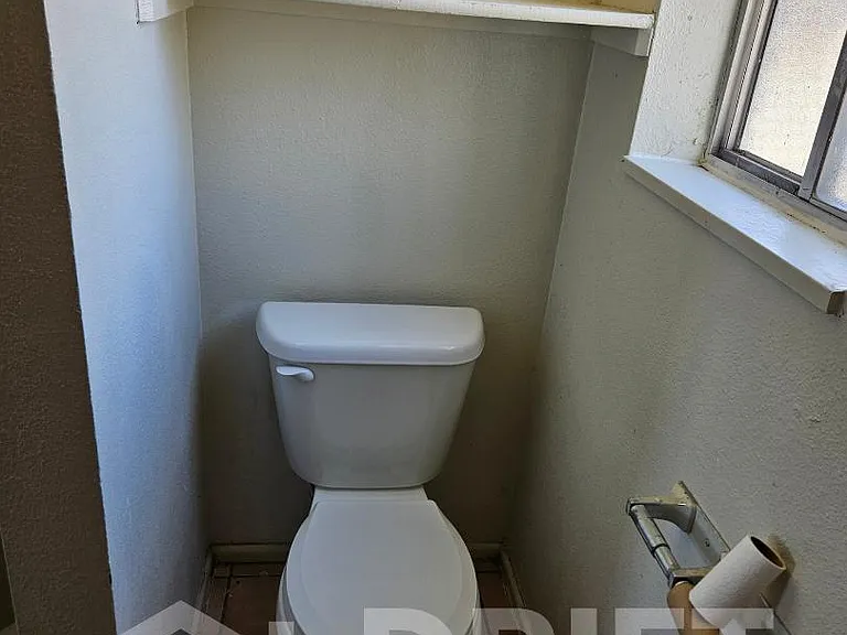 Unit Photo