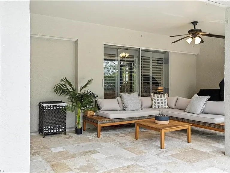 27376 Imperial Oaks Cir — Photo 23