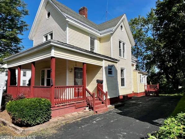 3 McMartin Street, Johnstown, NY 12095