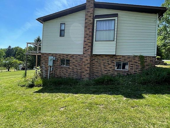 2nd image of 135 Kingsview St