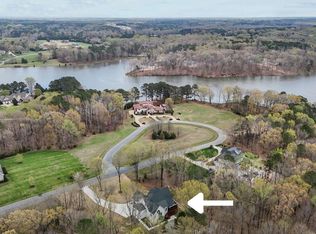 30 Park Meadow Ln, Youngsville, NC 27596