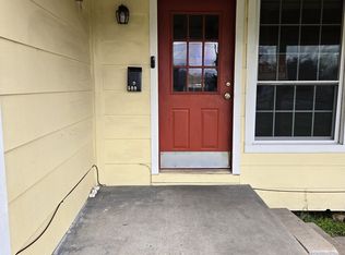 500 Schilling St #B, Baytown, TX 77520