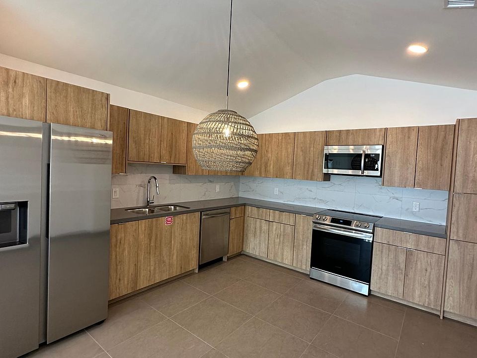 1st image of 1317 E Iris Ave #2