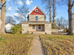 221 Patterson St, Farmington, MO 63640