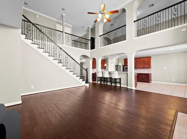 7018 River Rapids Ln, Spring, TX 77379