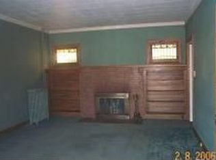119 S 4th St, Monmouth, IL 61462