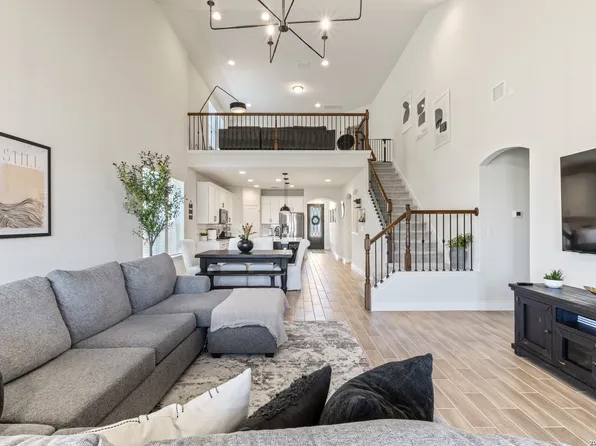 2130 Dalhart, San Antonio, TX 78253