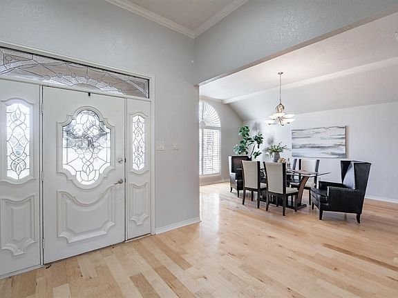 5th image of 6115 Belvidere Cir