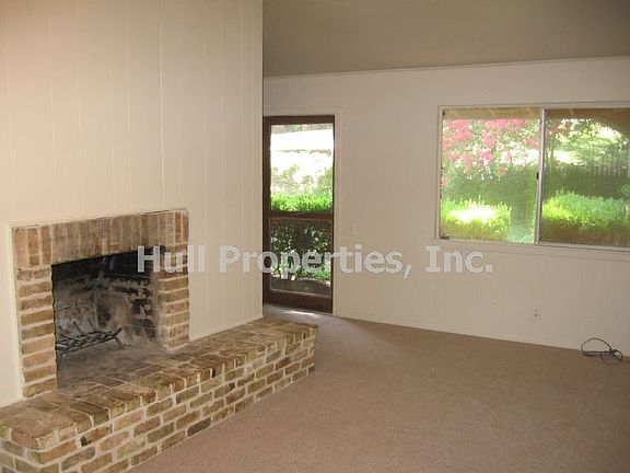 3rd image of 4108 Shoal Creek Blvd #A