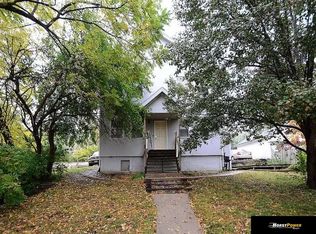 1937 S 12th St, Omaha, NE 68108