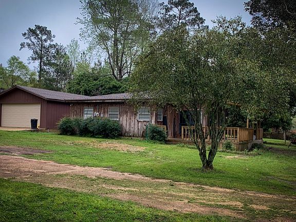 5th image of 310 Elaine Dr