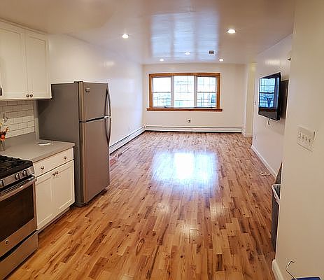2nd image of 1628 Prospect Pl Floor 2