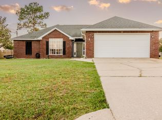185 Villacrest Dr, Crestview, FL 32536