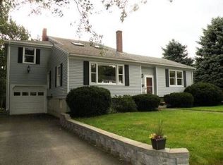 12 Meadow Ln, Portland, ME 04103