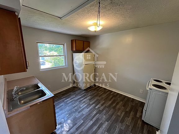 3rd image of 1218 S 18th St #4