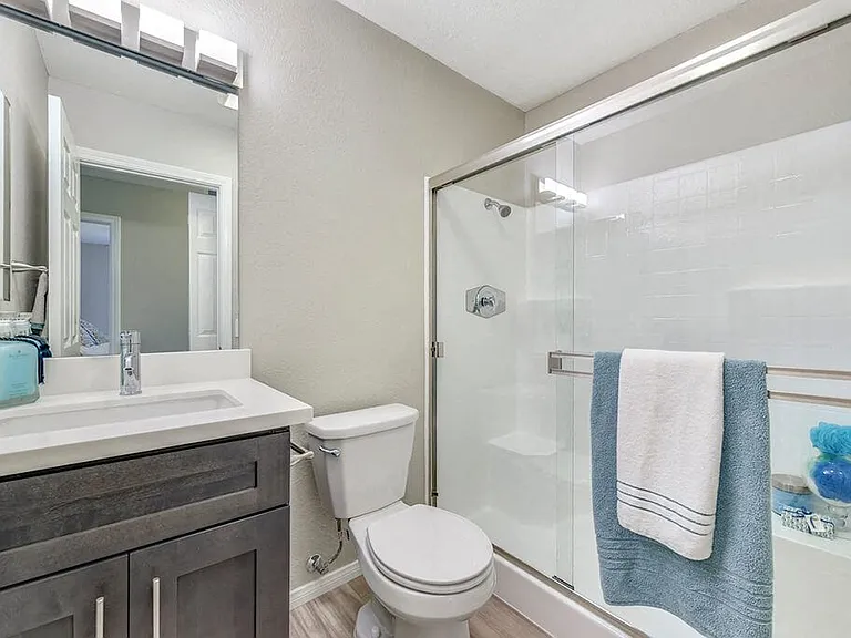 Santee Villas — Photo 12