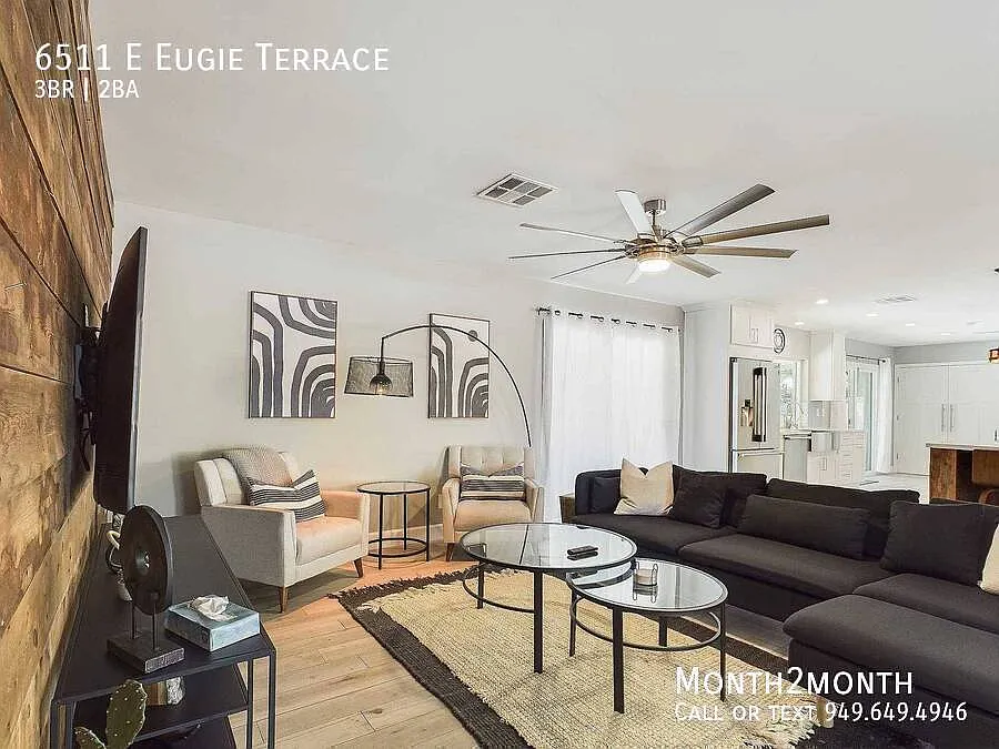 Breeze Retreat on Eugie Terrace — Photo 2