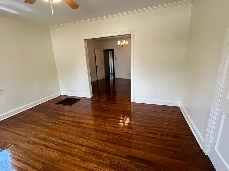 305 N Jefferson St NE #A — Photo 10