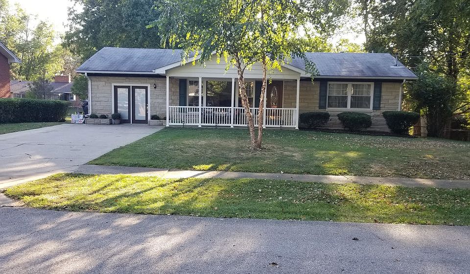 1st image of 371 Brookwood Dr