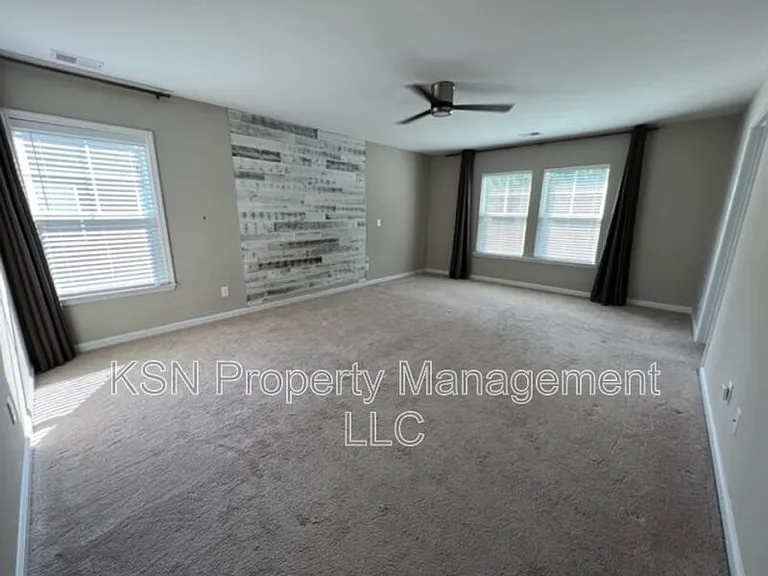 148 Tahoe Dr — Photo 30
